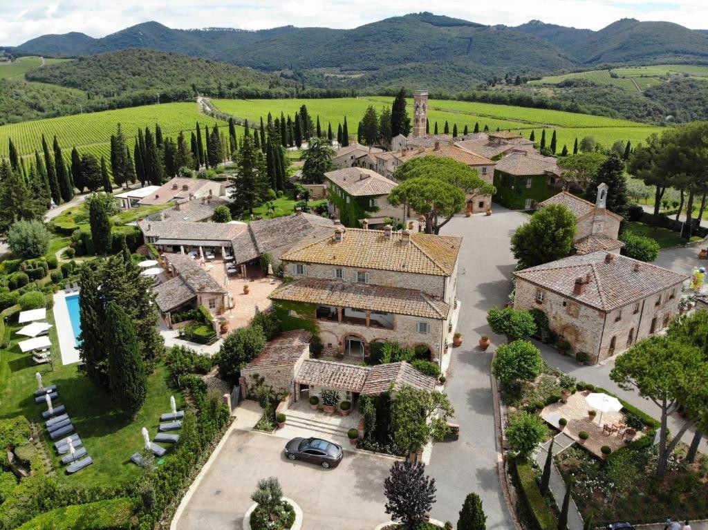 Borgo San Felice Resort, Hotel in Castelnuovo Berardenga