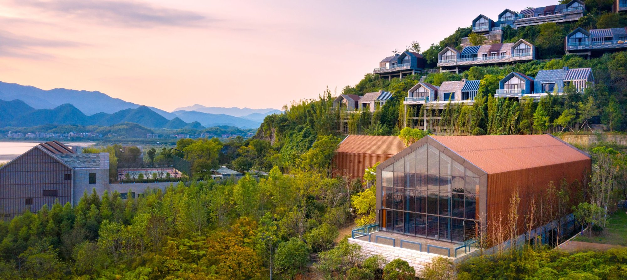 Conrad Hangzhou Tonglu hotel in Hangzhou, China