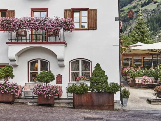 Goldene Rose Karthaus, Schnals, Italy