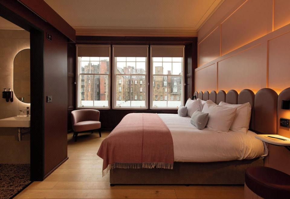 The Address Wren hotel in Glasgow