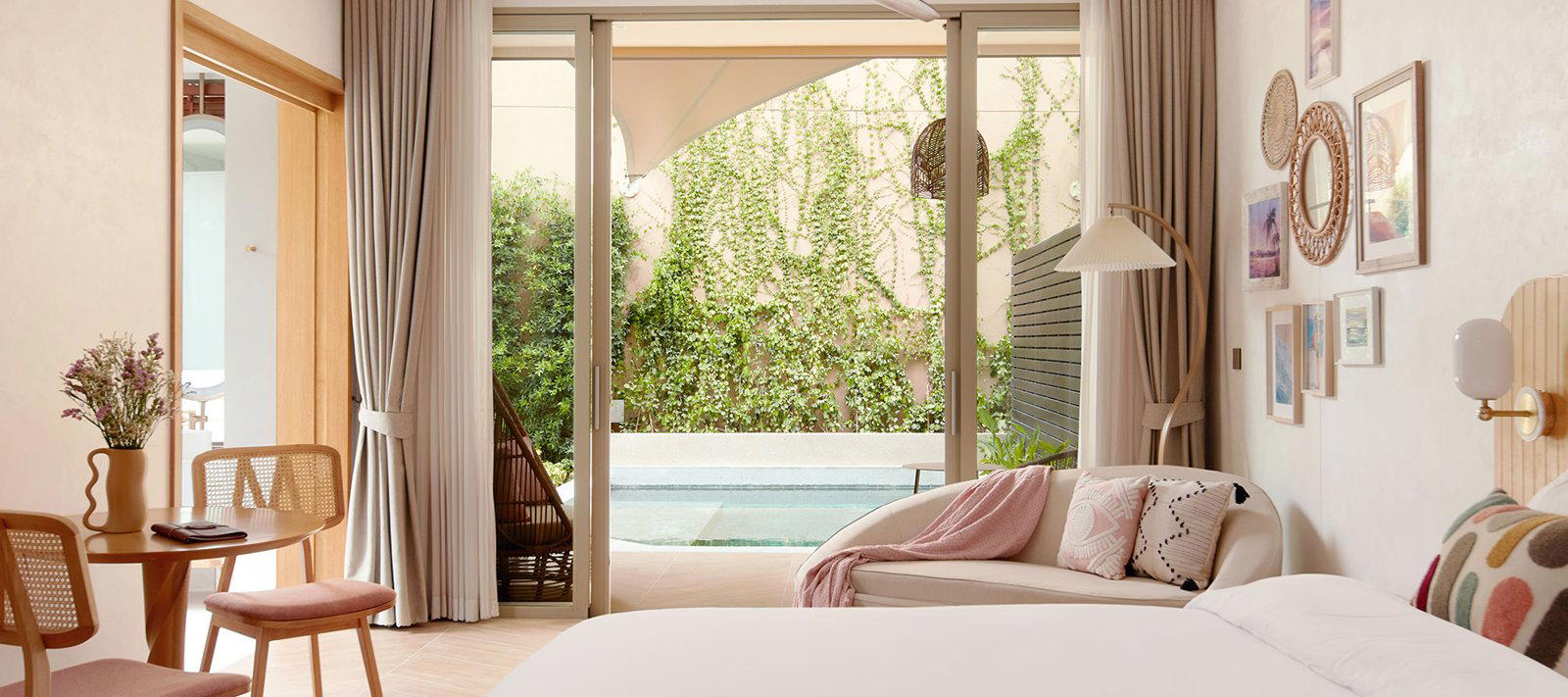 The Dawn Luxury Hotel hotel in Nanzhao Town
