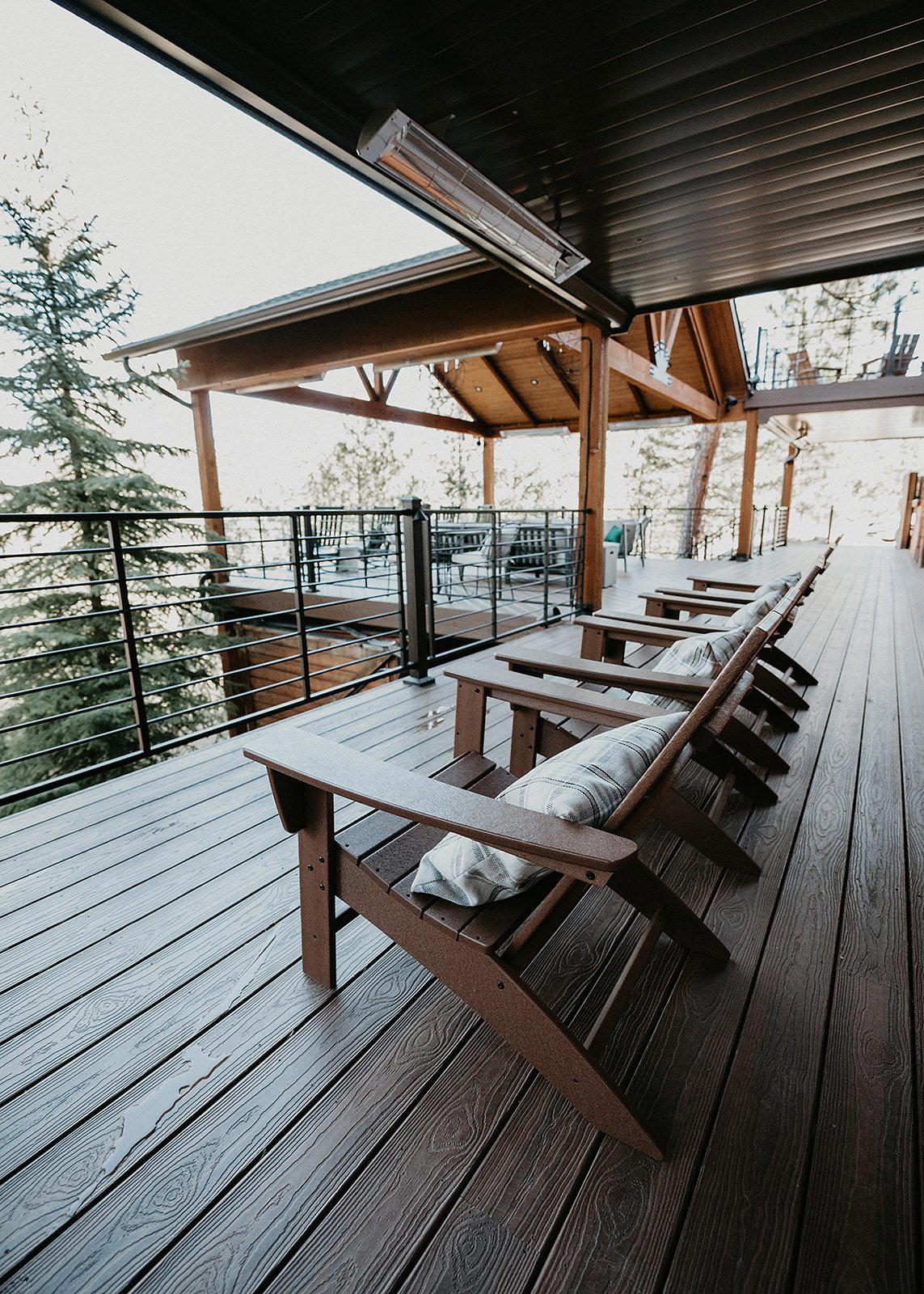 Juniper Lodge & Treehouses hotel in Evergreen
