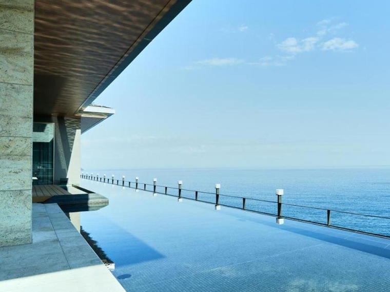 Atami Izusan Karaku, Atami, Japan