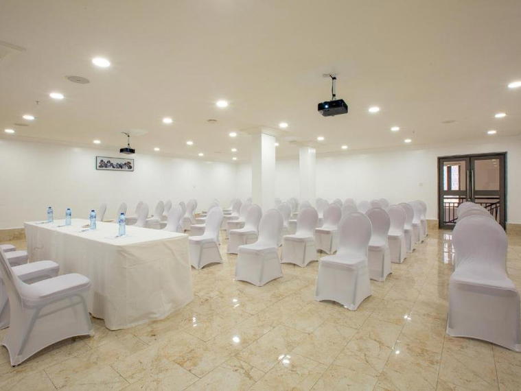 Johnwood Hotel by Bolton, Wuse, Nigeria