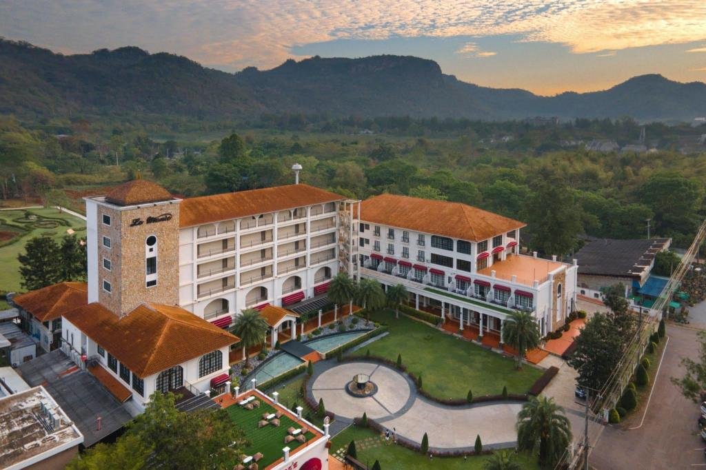 Le Monte Hotel Khao Yai, Hotel in Pakchong