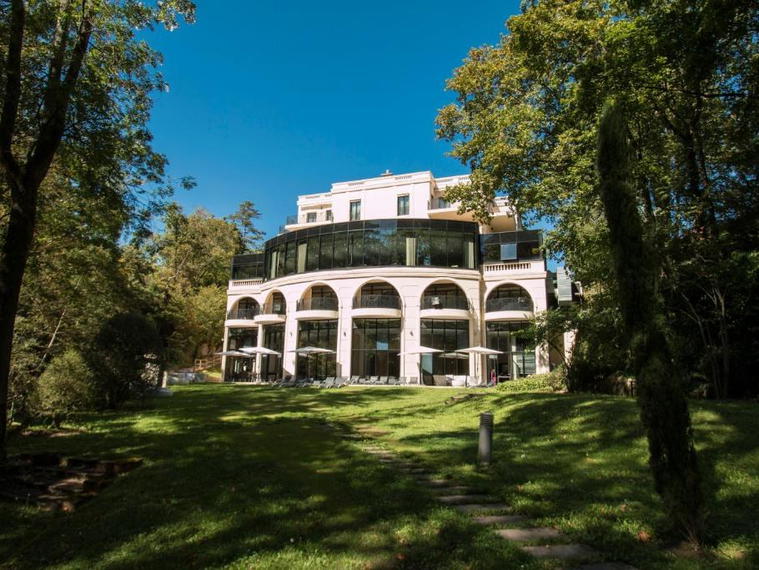 Le Pavillon, Charbonnieres Les Bains, France