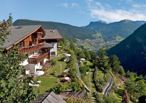 Charme Hotel Uhrerhof Dëur