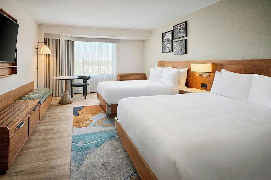 Ômage Hotel Montréal/Laval hotel in Laval