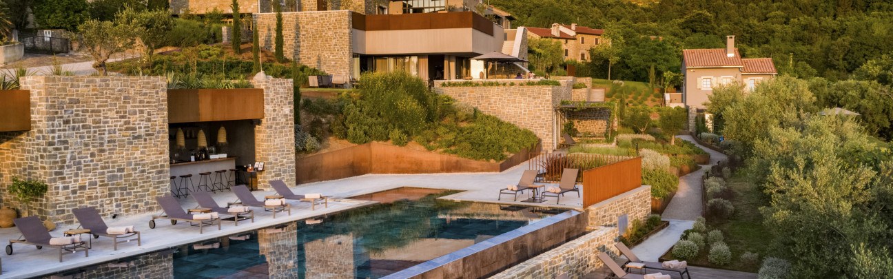 San Canzian Hotel & Residences