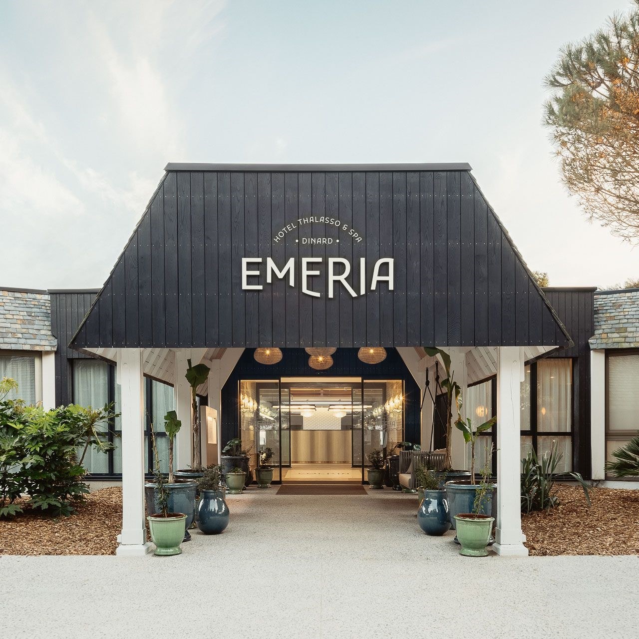 Emeria Dinard