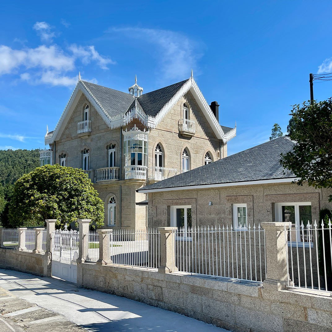 Villa Boutique 1880, A Lama, Spain