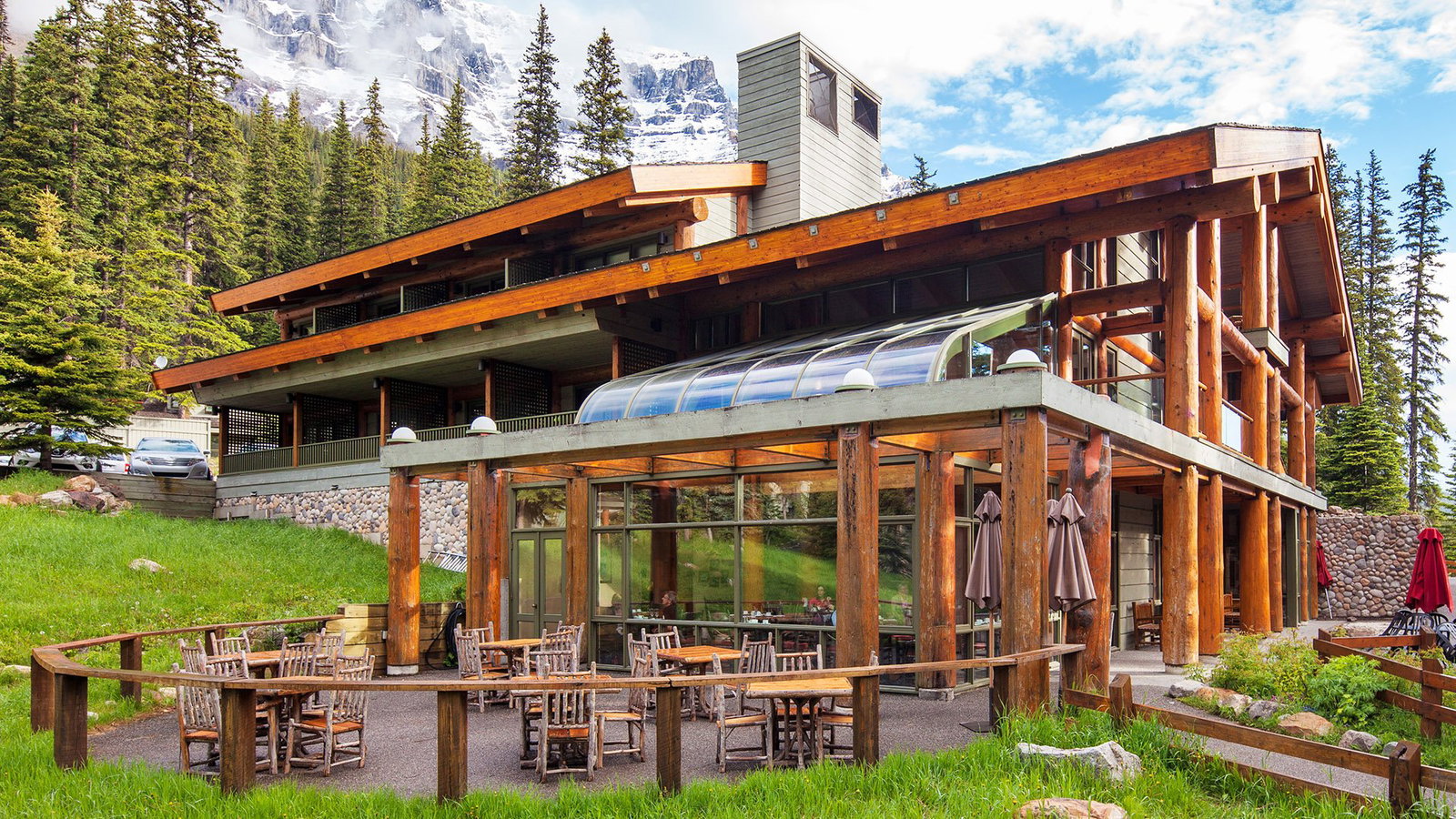 Moraine Lake Lodge, Lake Louise, Canada