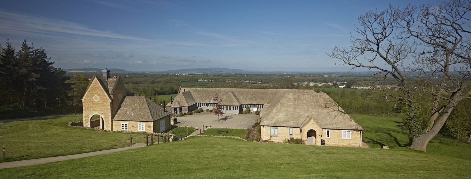 The Fish Hotel, Hotel in Broadway