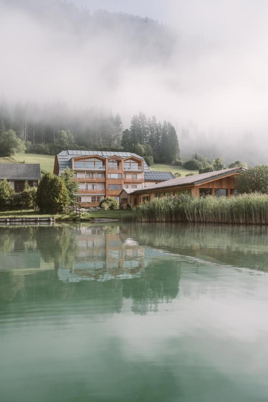 Neusacherhof hotel in Weissensee
