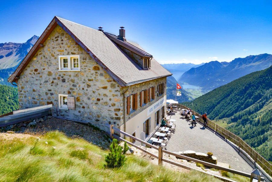 Casa Ristorante Belvedere hotel in Alp Grum