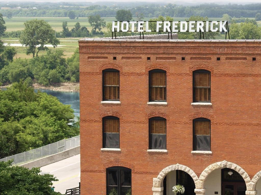 Hotel Frederick, Boonville, United States
