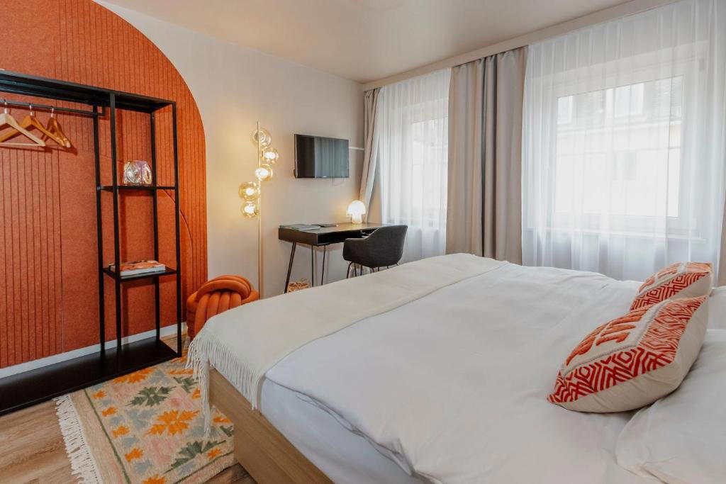 Hotel Lux, Munich, Germany