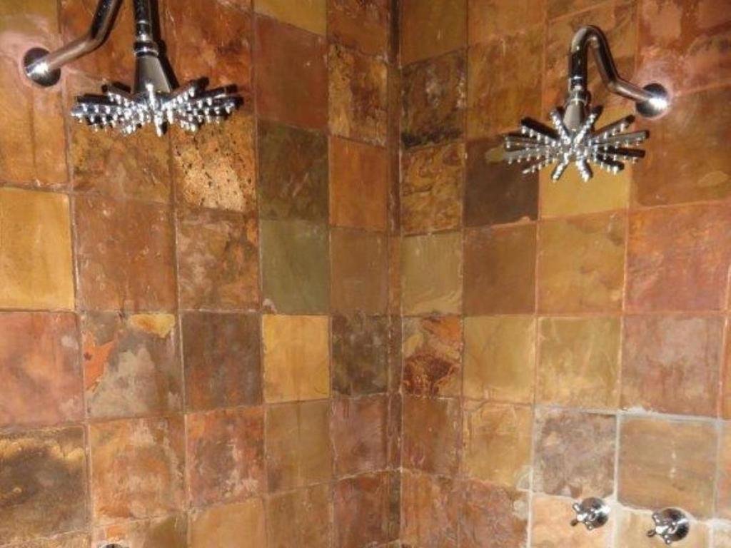 Thaba Tshwene Game Lodge