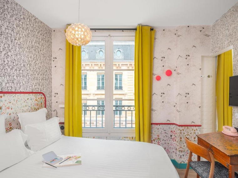 Hôtel Crayon Rouge - Louvre Palais Royal, Paris, France