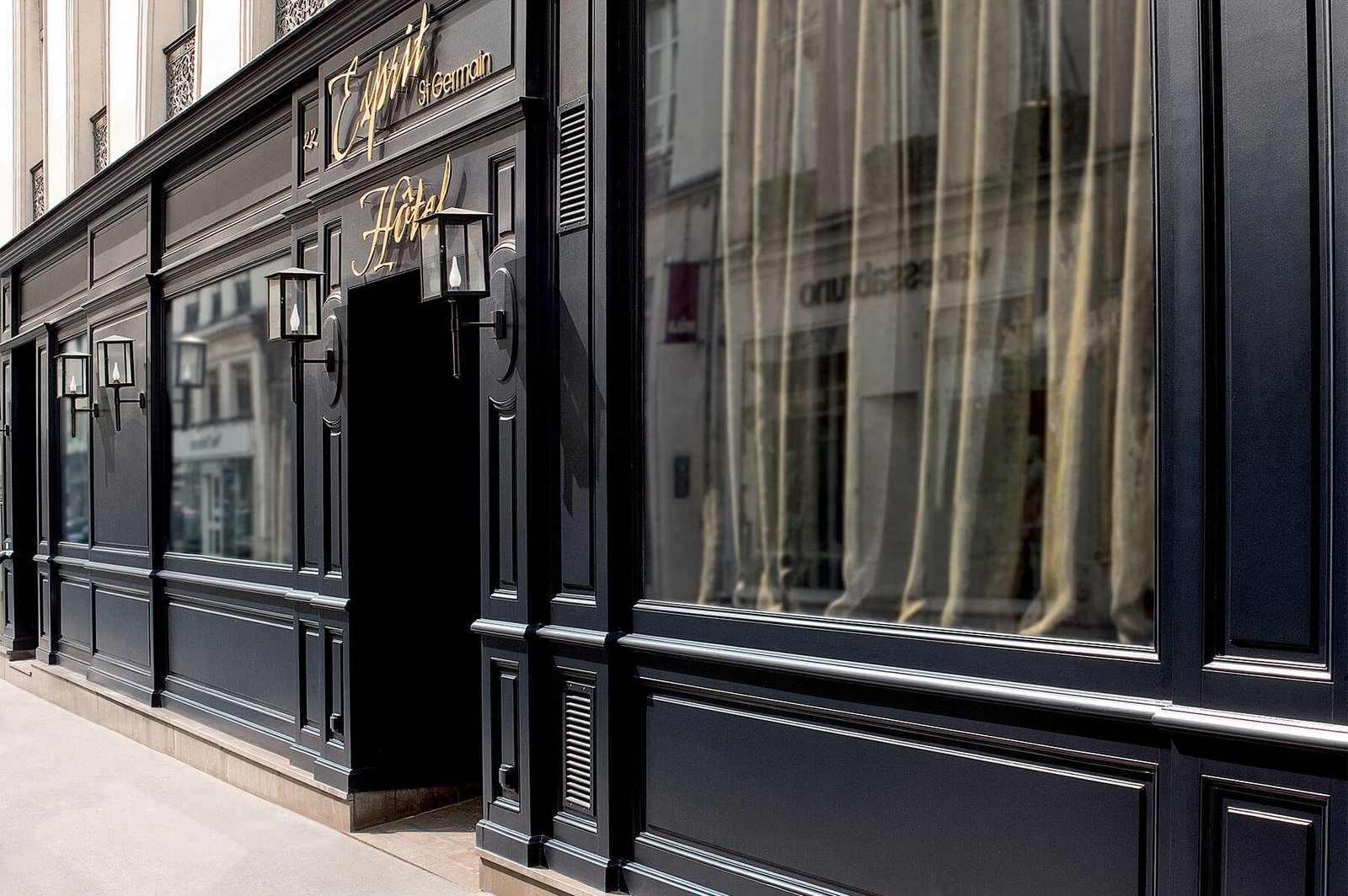 Esprit Saint Germain, Paris, France