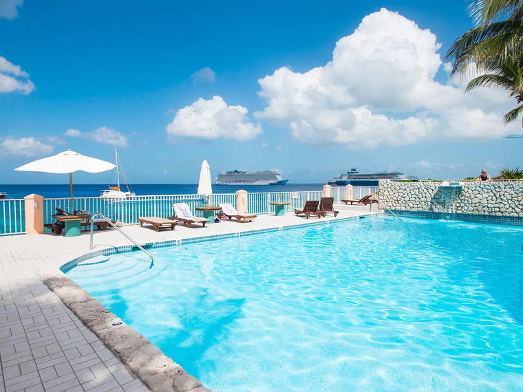 Sunset House, Grand Cayman's Hotel for Divers, by Divers, George Town, Cayman Islands
