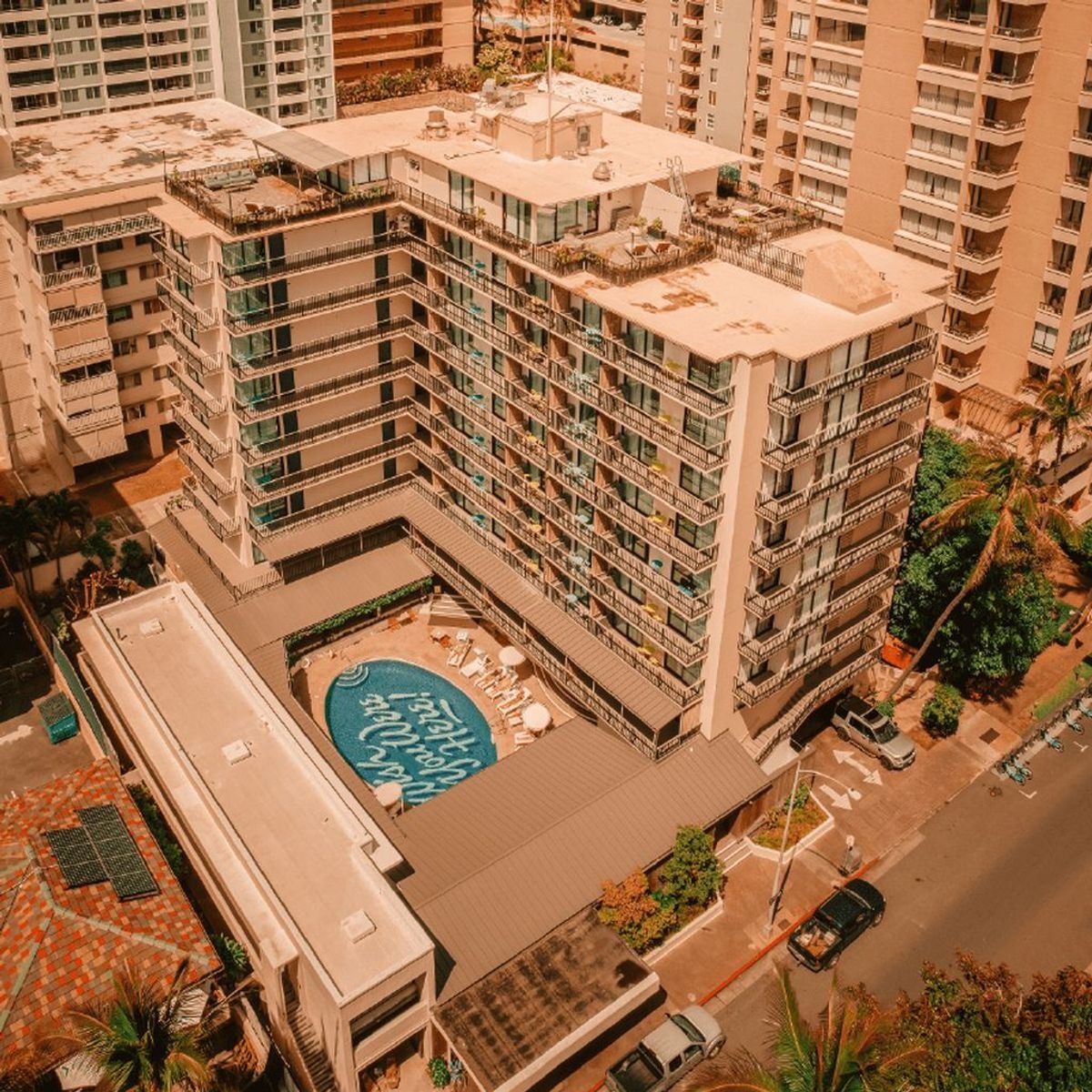 Surfjack Hotel & Swim Club hotel in Urban Honolulu, United States