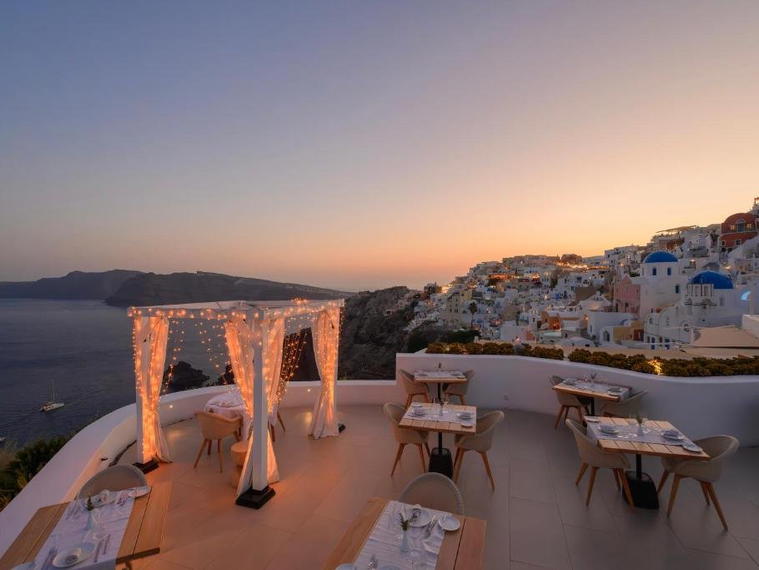 Aspaki Exclusive Hotel by Art Maisons, Oia, Greece