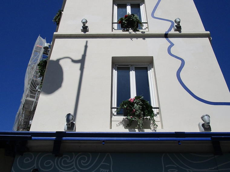 Auberge Flora, Paris, France
