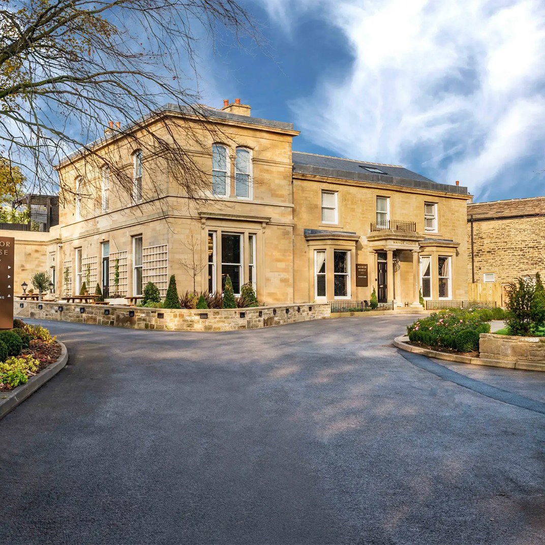 Manor House Lindley, Hotel in Huddersfield