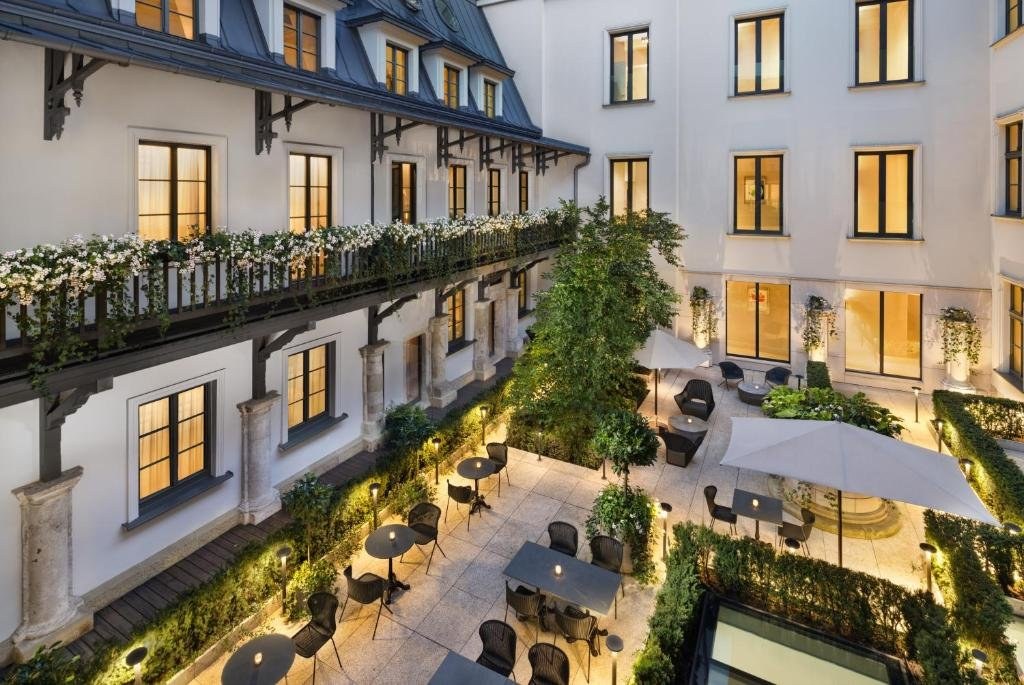 H15 Palace, a Luxury Collection Hotel, Kraków, Poland