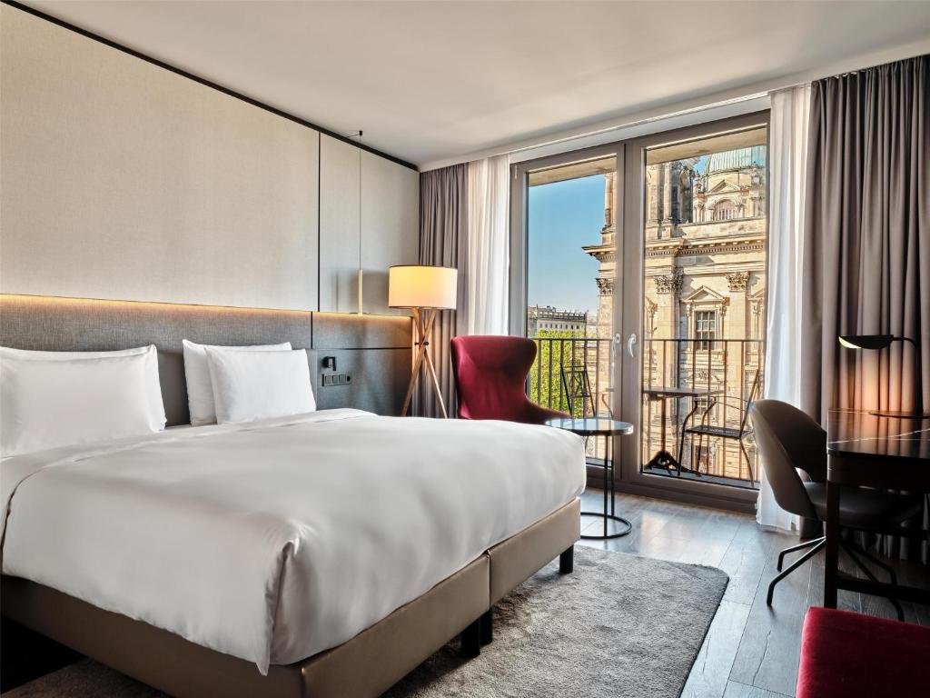 Radisson Collection Hotel, Berlin hotel in Berlin, Germany