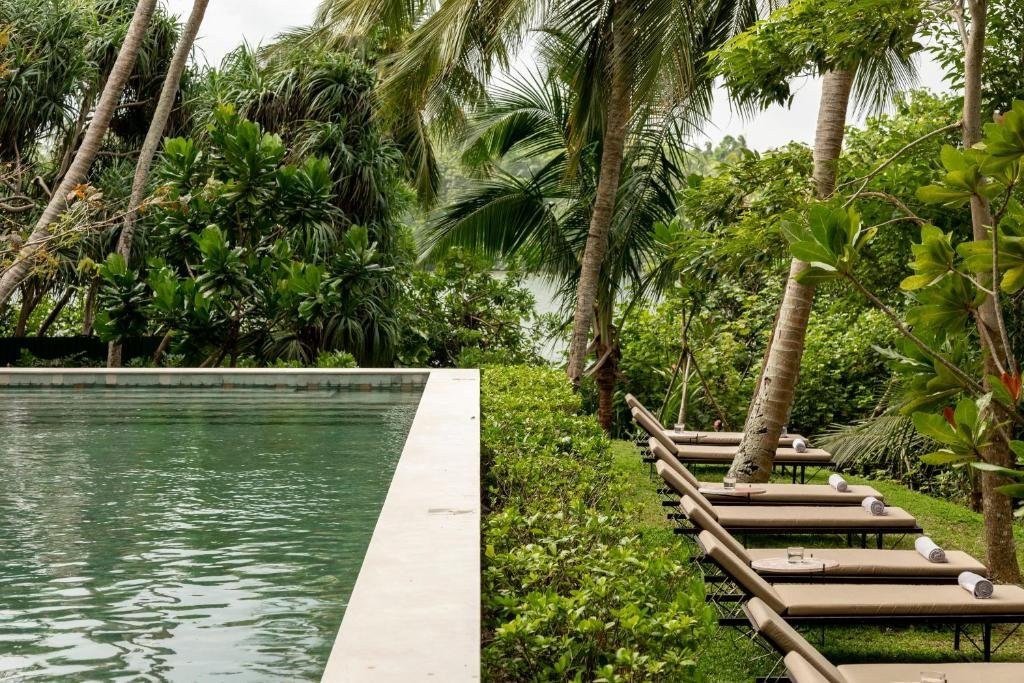 Kurulu Bay, Ahangama, Sri Lanka