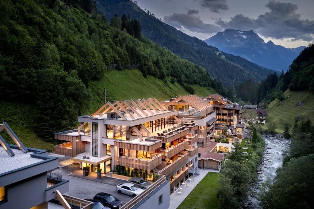 ZillergrundRock Luxury Mountain Resort, Mayrhofen, Austria