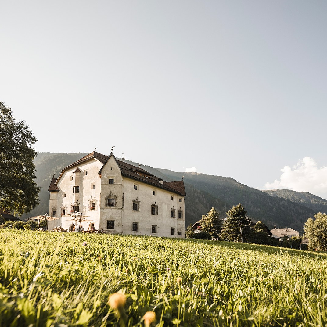 Ansitz Heufler by Norbert Niederkofler, Rasen Antholz, Italy