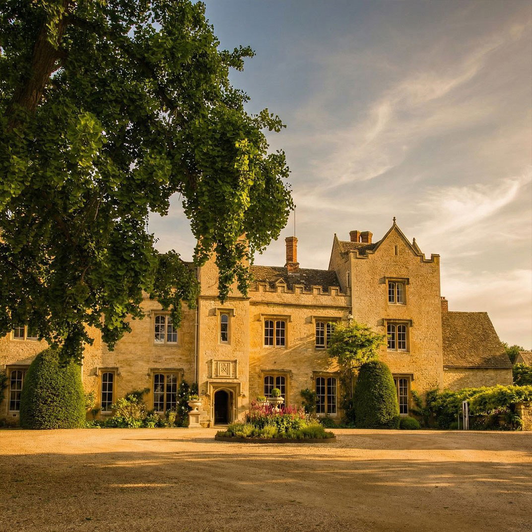 Weston Manor Hotel