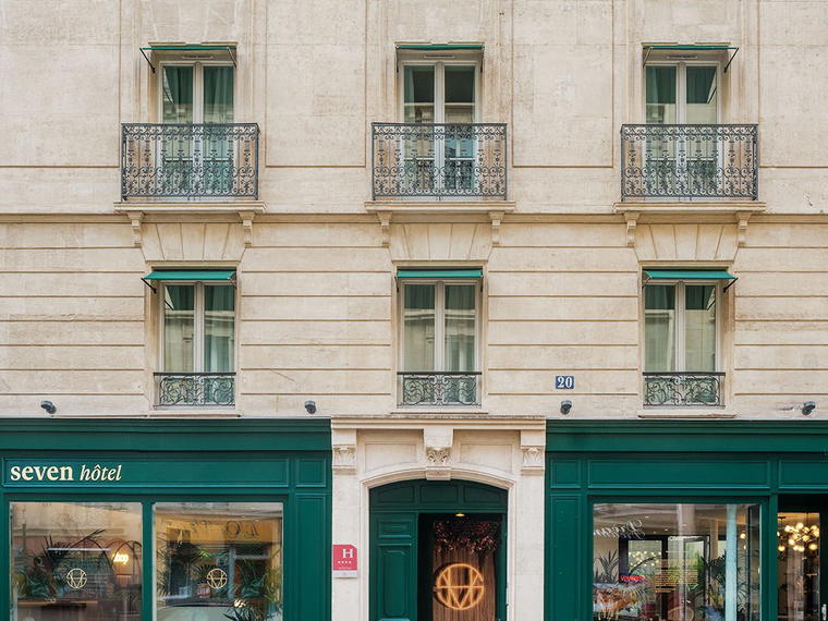 Seven, Paris, France