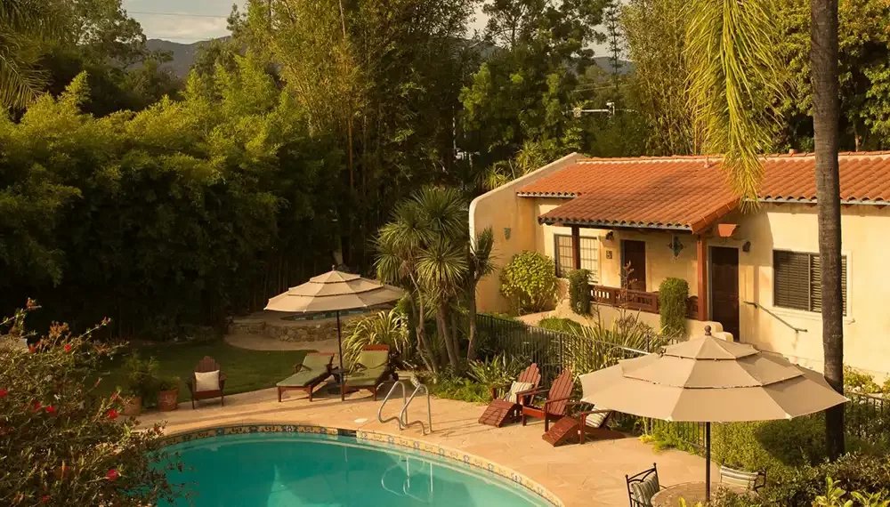 Blue Iguana Inn, Mira Monte, United States