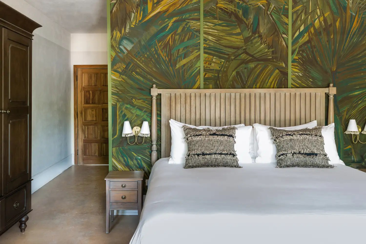 Itz'ana Resort & Residences