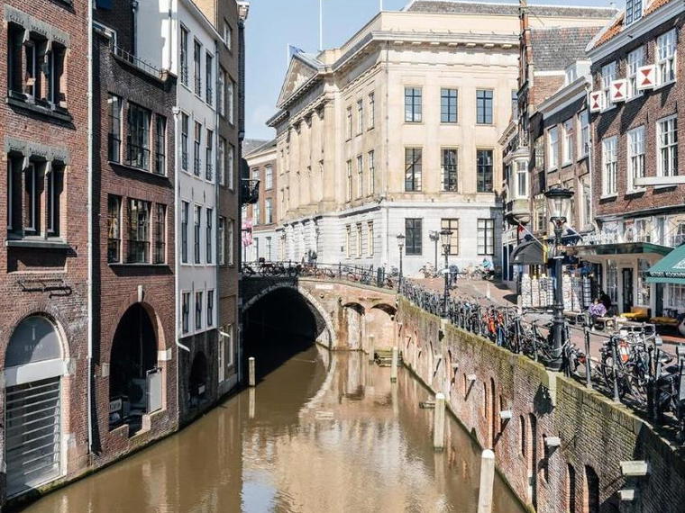 Cozy Pillow, Utrecht, Netherlands