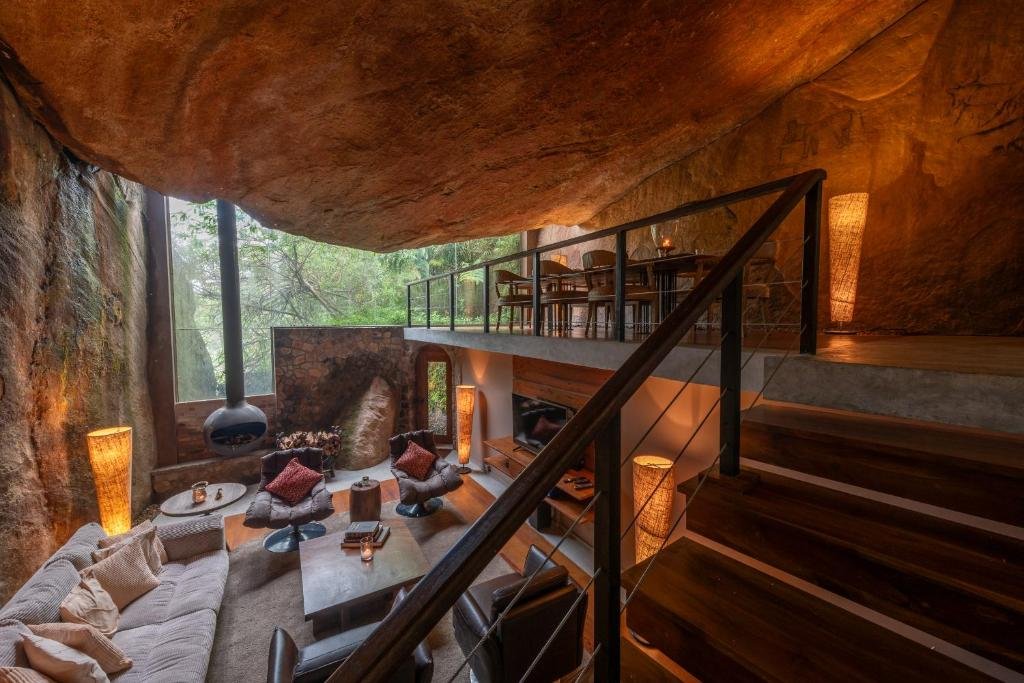 The Cavern, Agrapatana, Sri Lanka