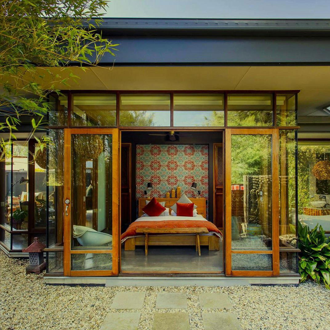 Sticky Rice Villas hotel in Adelaide