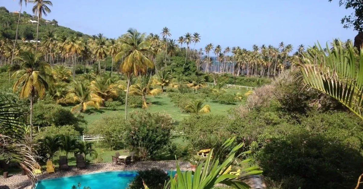 Firefly Estate Bequia hotel in Kingstown, Saint Vincent and the Grenadines