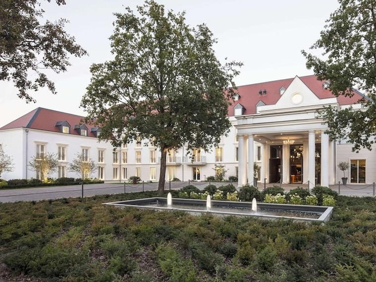 Hilton Frankfurt Gravenbruch, Neu-Isenburg, Germany