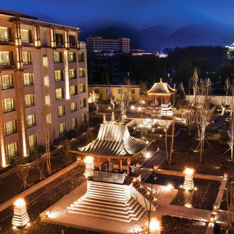 Shangri-la Hotel, Lhasa