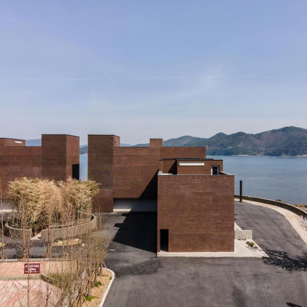 IJE Namhae, Hotel in Namhae Gun