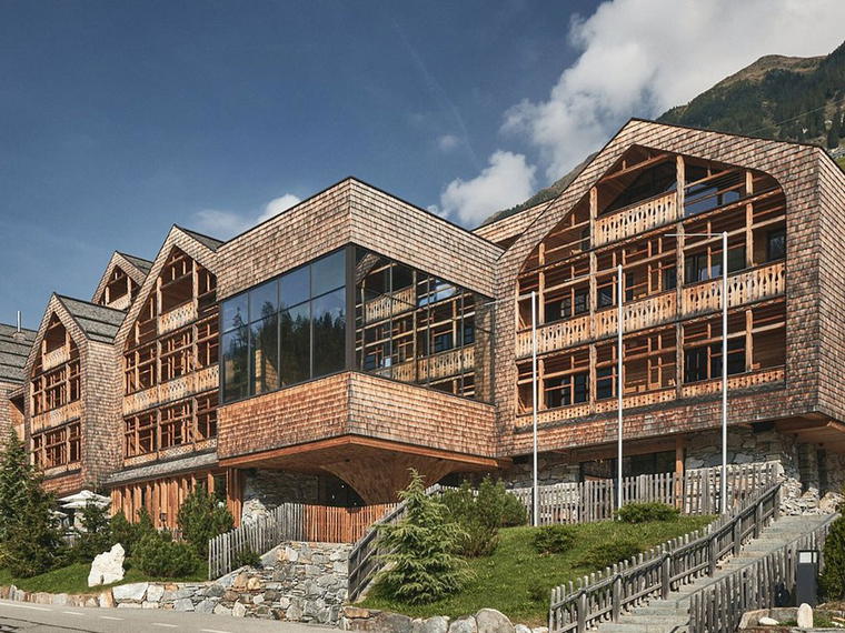 Tenne Lodges, Racines, Italy