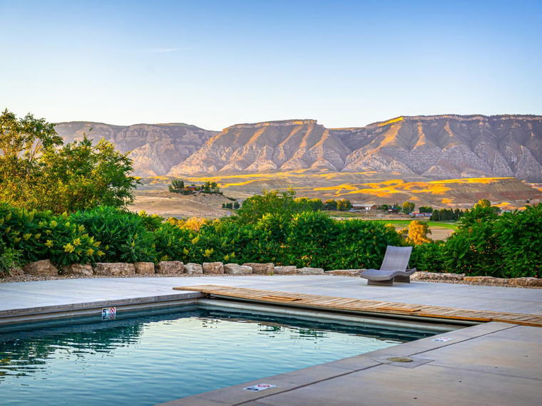 THE HIDEOUT LODGE AND GUEST RANCH, Shell, United States