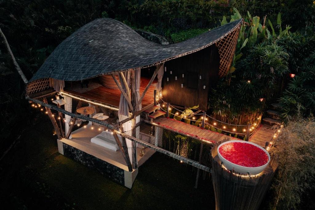 Camaya Bamboo Houses, Selat, Indonesia