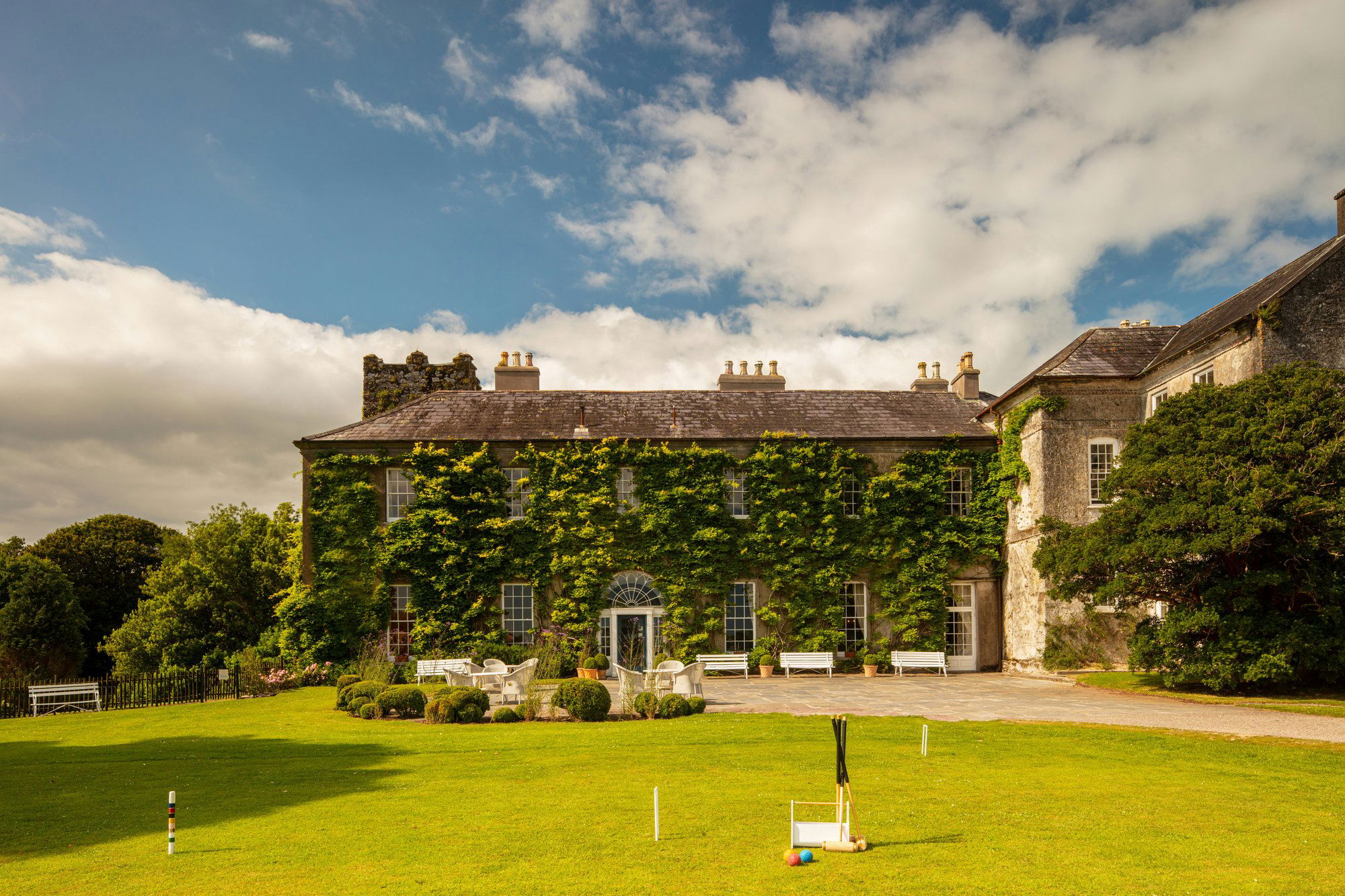 Ballymaloe House Hotel, an SLH Hotel, Hotel in Cork