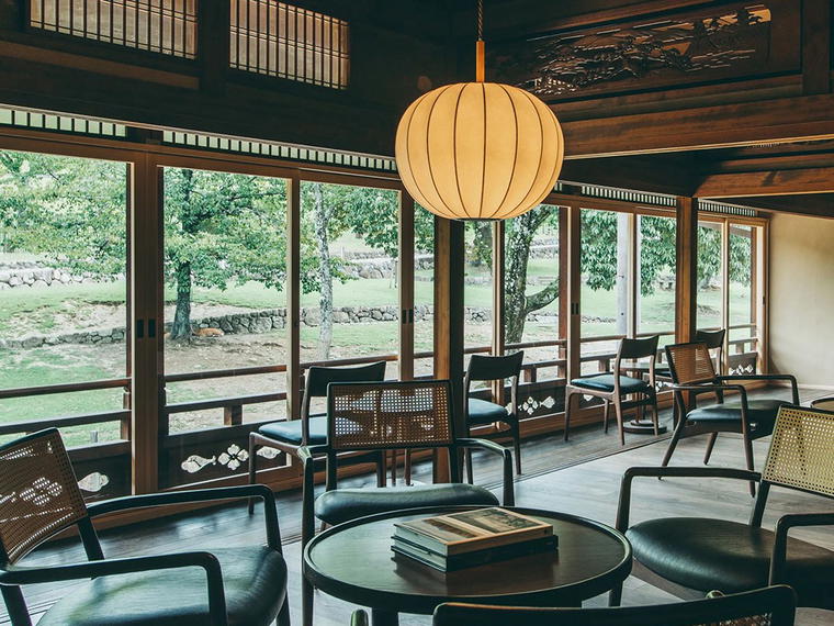 Villa Communico, Nara, Japan
